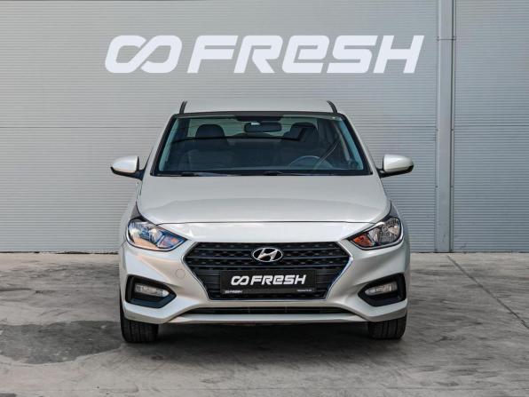 Hyundai Solaris II с пробегом 2019 года, цена 1 490 000 рублей, 38008 км, седан, Автокод Объявления