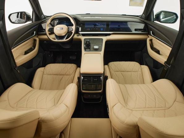 Geely Monjaro I Рестайлинг с пробегом 2024 года, цена 4 200 000 рублей, 63 км, внедорожник, Автокод Объявления