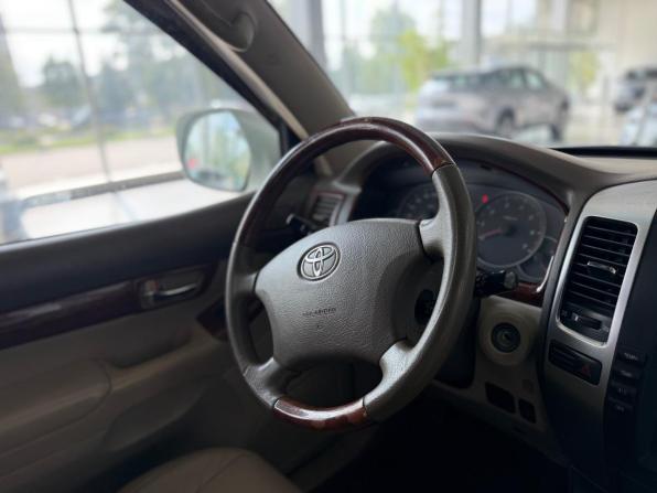 Toyota Land Cruiser Prado 120 Series с пробегом 2004 года, цена 1 795 000 рублей, 260000 км, внедорожник, Автокод Объявления