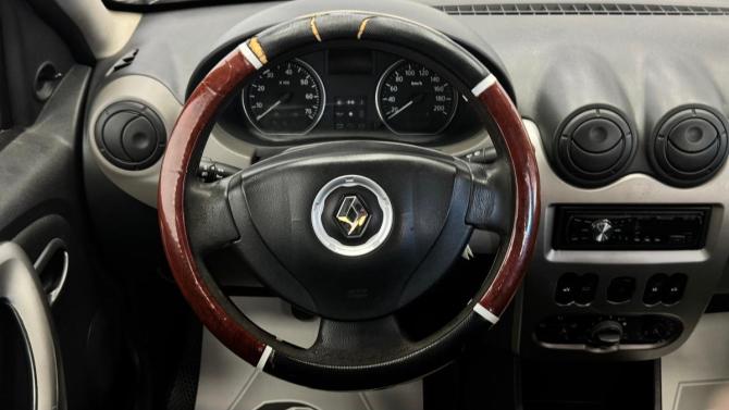 Renault Sandero I с пробегом 2011 года, цена 390 000 рублей, 293216 км, хэтчбек, Автокод Объявления