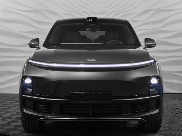 Новый Li Auto (Lixiang) L9 I Рестайлинг 2025 года, цена 11 799 000 рублей, внедорожник, Автокод Объявления