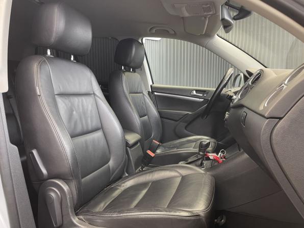 Volkswagen Tiguan I Рестайлинг с пробегом 2011 года, цена 1 397 000 рублей, 165401 км, внедорожник, Автокод Объявления