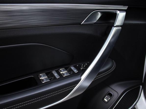 Geely Atlas Pro с пробегом 2022 года, цена 1 620 000 рублей, 135840 км, внедорожник, Автокод Объявления