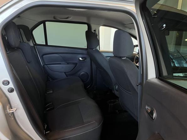 Renault Logan II Рестайлинг с пробегом 2021 года, цена 1 260 000 рублей, 87140 км, седан, Автокод Объявления