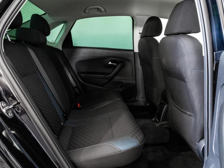 Volkswagen Polo V Рестайлинг Санкт-Петербург  - изображение 19