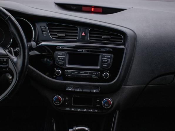 Kia Ceed II с пробегом 2012 года, цена 1 200 000 рублей, 127260 км, хэтчбек, Автокод Объявления