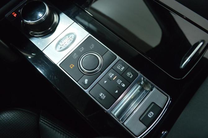 Land Rover Discovery V с пробегом 2018 года, цена 3 250 000 рублей, 179000 км, внедорожник, Автокод Объявления