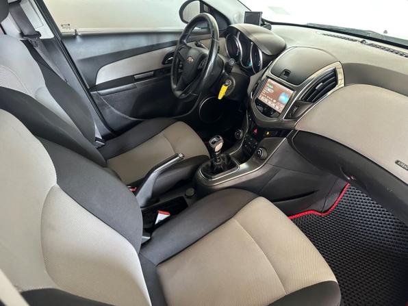 Chevrolet Cruze I Рестайлинг с пробегом 2014 года, цена 569 000 рублей, 216000 км, седан, Автокод Объявления