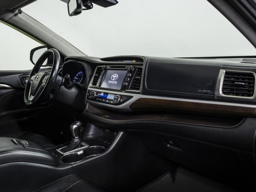 Toyota Highlander III (XU50) Москва  - изображение 9
