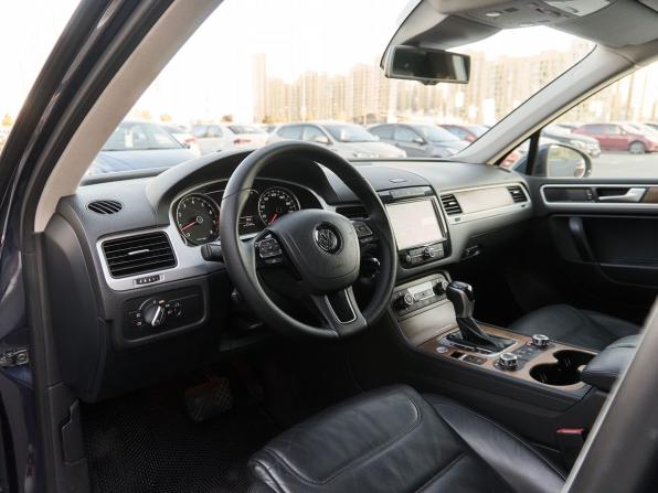Volkswagen Touareg II с пробегом 2013 года, цена 2 078 000 рублей, 211043 км, внедорожник, Автокод Объявления