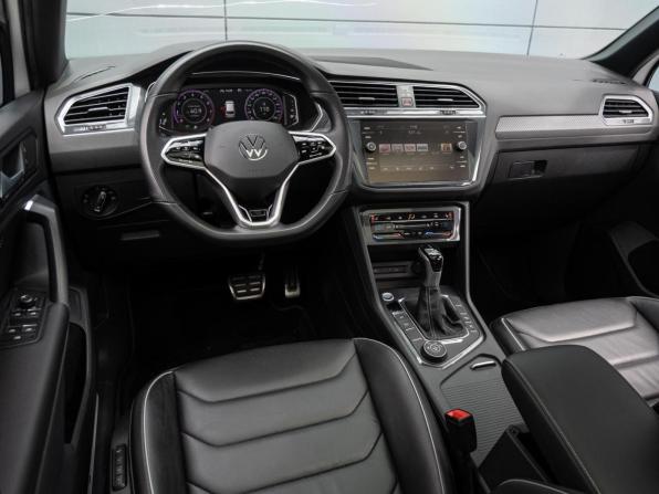 Volkswagen Tiguan II Рестайлинг с пробегом 2021 года, цена 3 650 000 рублей, 37160 км, внедорожник, Автокод Объявления