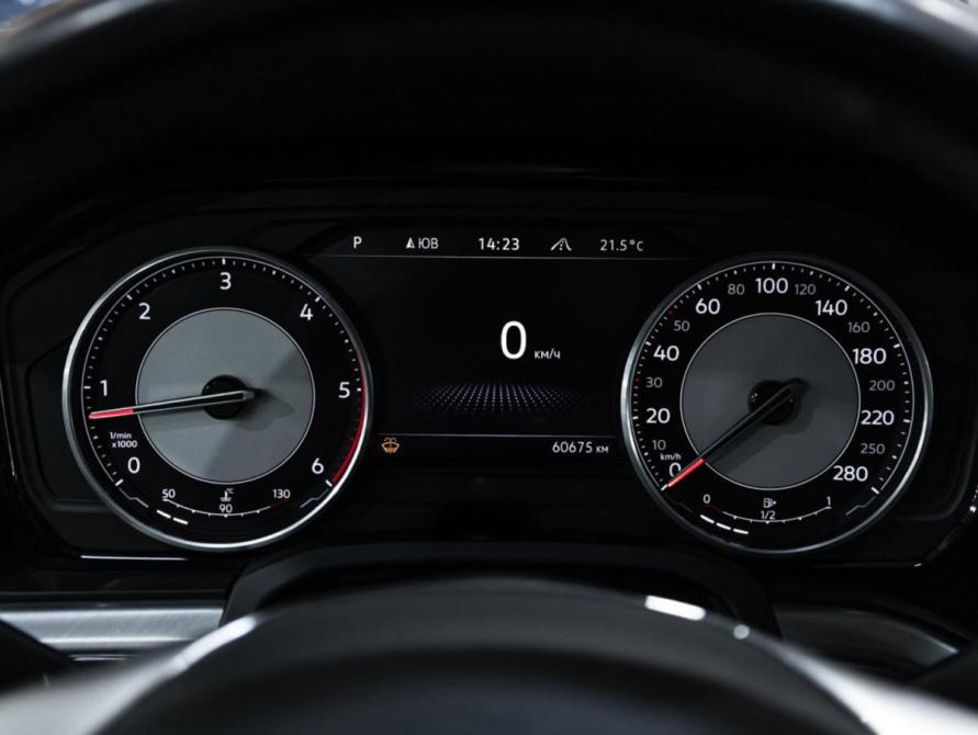 Volkswagen Touareg III Санкт-Петербург  - изображение 18