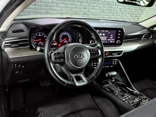 Kia K5 III с пробегом 2021 года, цена 2 450 000 рублей, 138187 км, седан, Автокод Объявления