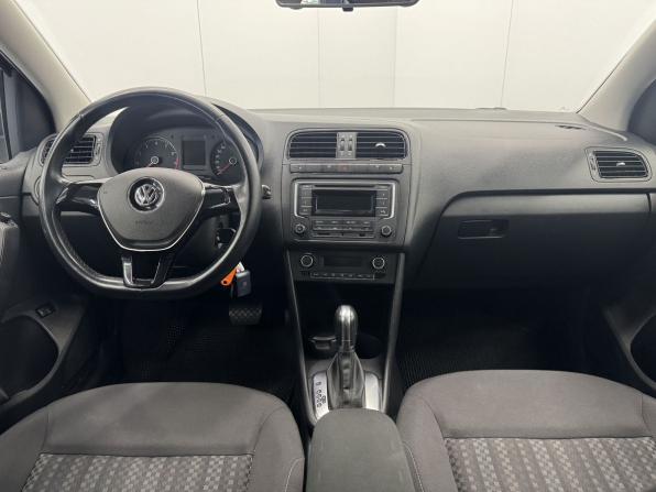 Volkswagen Polo V Рестайлинг с пробегом 2015 года, цена 1 290 000 рублей, 111031 км, седан, Автокод Объявления