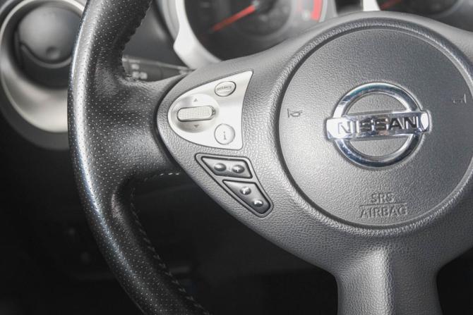 Nissan Juke I Рестайлинг с пробегом 2017 года, цена 1 699 000 рублей, 63390 км, внедорожник, Автокод Объявления