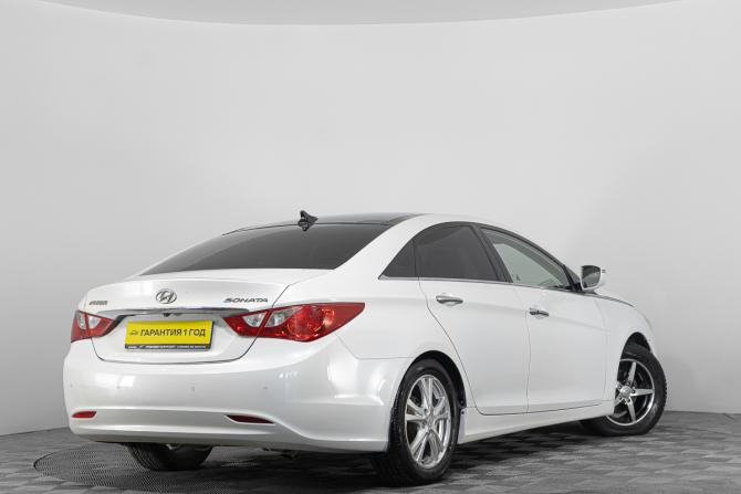 Hyundai Sonata VI (YF) с пробегом 2012 года, цена 899 000 рублей, 332154 км, седан, Автокод Объявления