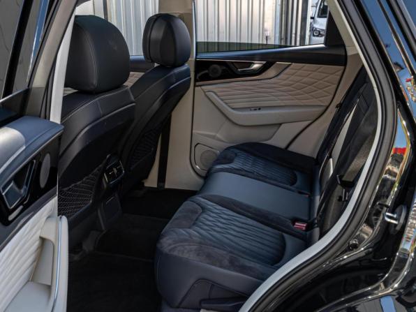 Hongqi HS5 I с пробегом 2024 года, цена 2 520 000 рублей, 56144 км, внедорожник, Автокод Объявления