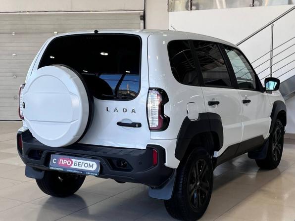 Lada (ВАЗ) Niva Travel I с пробегом 2024 года, цена 1 049 900 рублей, 26000 км, внедорожник, Автокод Объявления