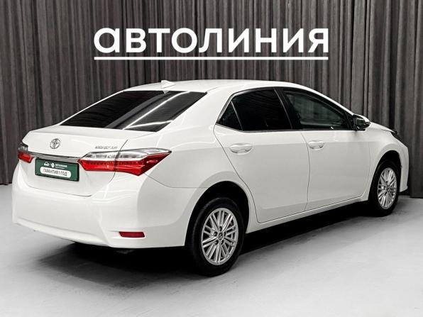 Toyota Corolla XI (E160 E170 E180) Рестайлинг 1 с пробегом 2018 года, цена 1 650 000 рублей, 130000 км, седан, Автокод Объявления