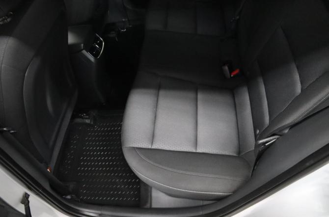 Hyundai Elantra VI (AD) с пробегом 2017 года, цена 1 675 170 рублей, 76324 км, седан, Автокод Объявления