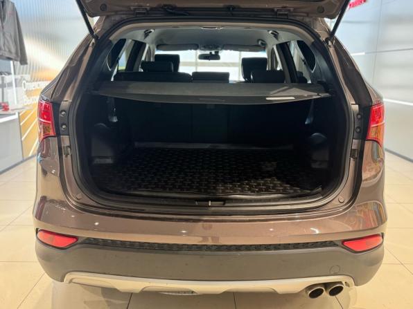 Hyundai Santa Fe III с пробегом 2012 года, цена 1 617 000 рублей, 204000 км, внедорожник, Автокод Объявления