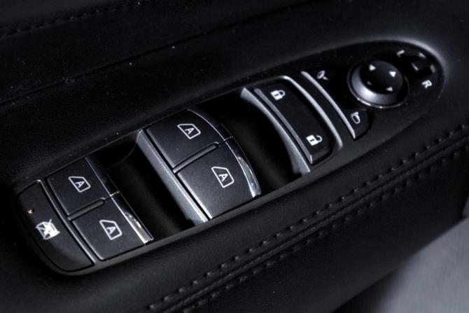 Infiniti QX60 I с пробегом 2014 года, цена 1 593 000 рублей, 256312 км, внедорожник, Автокод Объявления