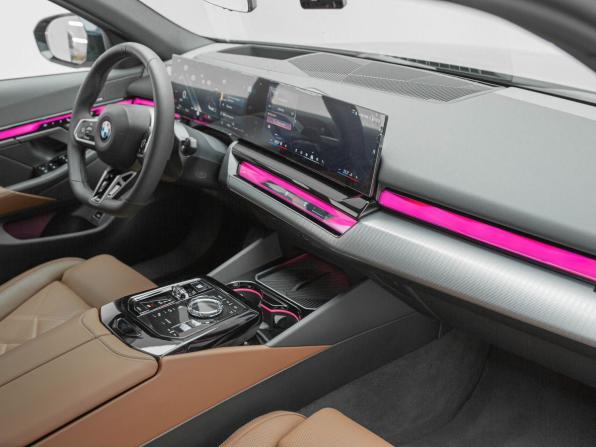 BMW 5 серии VIII (G60/G61/G68) с пробегом 2025 года, цена 9 990 000 рублей, 1210 км, седан, Автокод Объявления