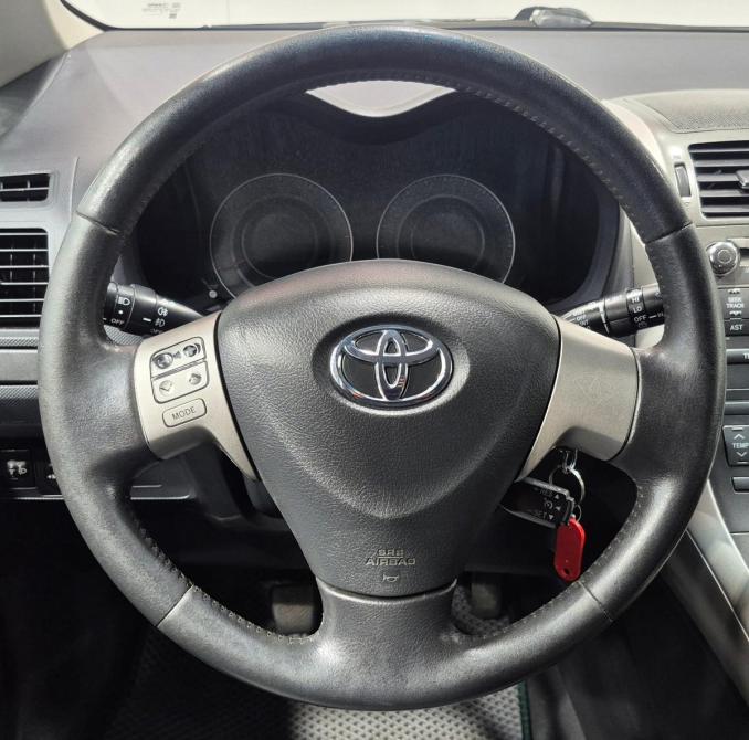 Toyota Auris I Воронеж  - изображение 11