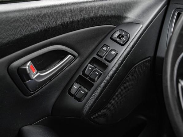 Hyundai ix35 I с пробегом 2010 года, цена 855 000 рублей, 217228 км, внедорожник, Автокод Объявления