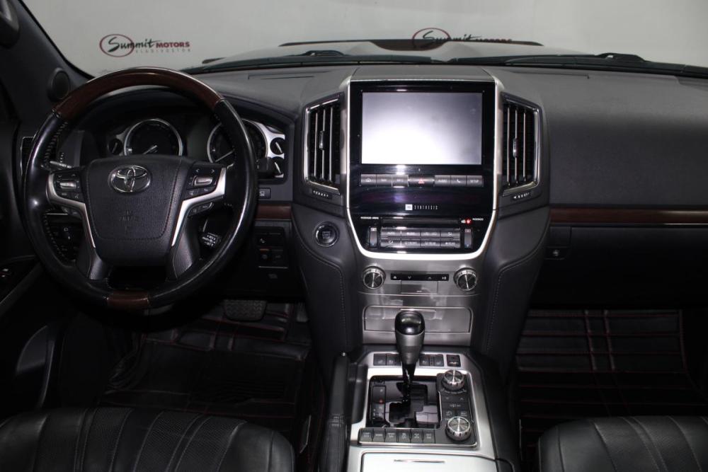 Toyota Land Cruiser 200 Series Рестайлинг 2 Владивосток  - изображение 14