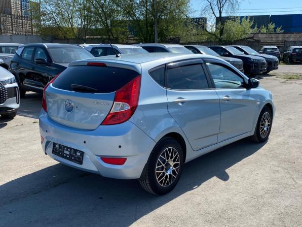 Hyundai Solaris I с пробегом 2012 года, цена 715 000 рублей, 179193 км, хэтчбек, Автокод Объявления