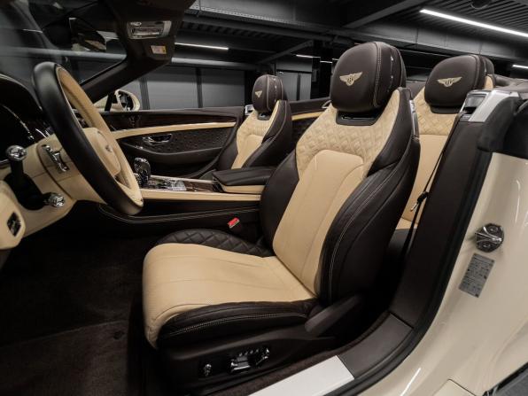 Bentley Continental GT III с пробегом 2021 года, цена 21 875 000 рублей, 35000 км, кабриолет, Автокод Объявления