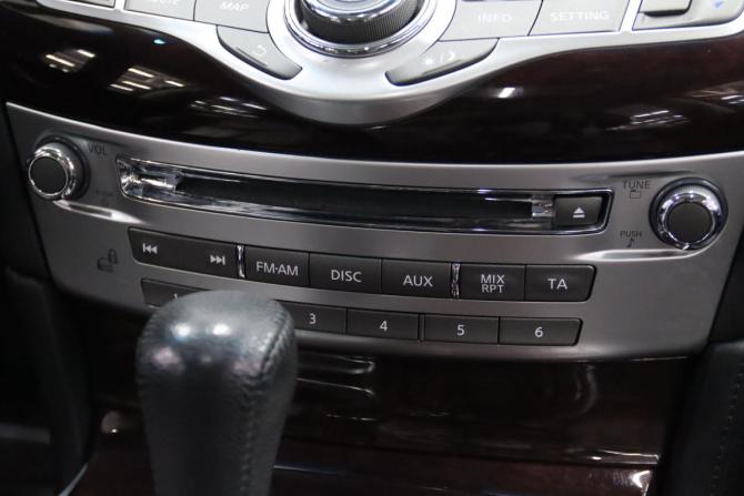 Infiniti M IV с пробегом 2013 года, цена 1 895 950 рублей, 92896 км, седан, Автокод Объявления