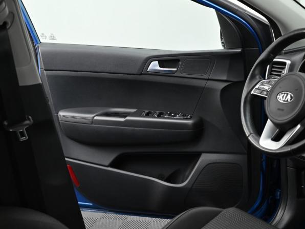 Kia Sportage IV Рестайлинг с пробегом 2019 года, цена 2 149 000 рублей, 93000 км, внедорожник, Автокод Объявления