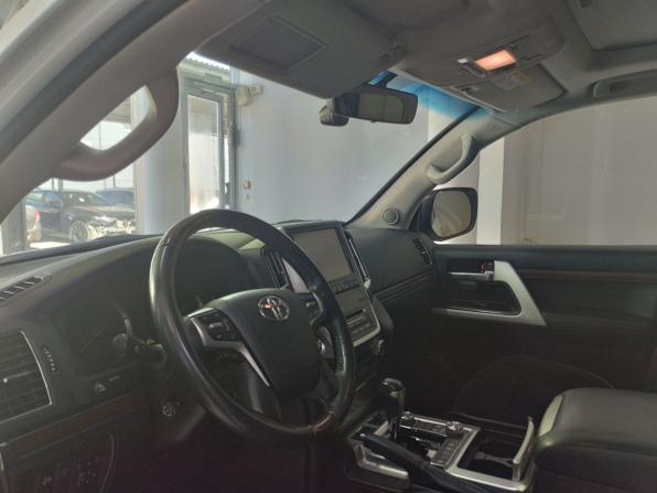 Toyota Land Cruiser 200 Series Рестайлинг 2 с пробегом 2015 года, цена 5 400 000 рублей, 204121 км, внедорожник, Автокод Объявления