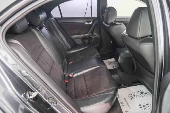 Honda Accord VIII Рестайлинг с пробегом 2012 года, цена 1 729 000 рублей, 218000 км, седан, Автокод Объявления