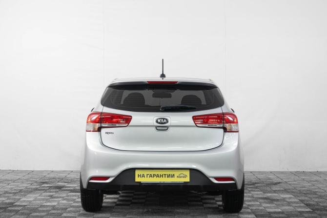 Kia Rio III Рестайлинг с пробегом 2017 года, цена 1 099 000 рублей, 62974 км, хэтчбек, Автокод Объявления