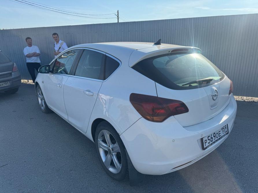 Opel Astra J Пермь  - изображение 4