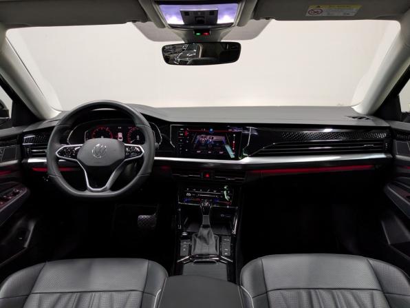 Volkswagen Passat B8 Рестайлинг с пробегом 2023 года, цена 3 500 000 рублей, 27903 км, седан, Автокод Объявления