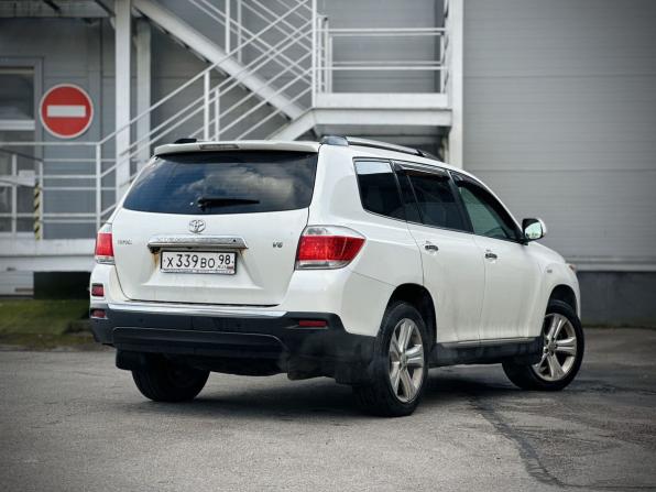 Toyota Highlander II (XU40) Рестайлинг с пробегом 2011 года, цена 1 690 000 рублей, 247271 км, внедорожник, Автокод Объявления