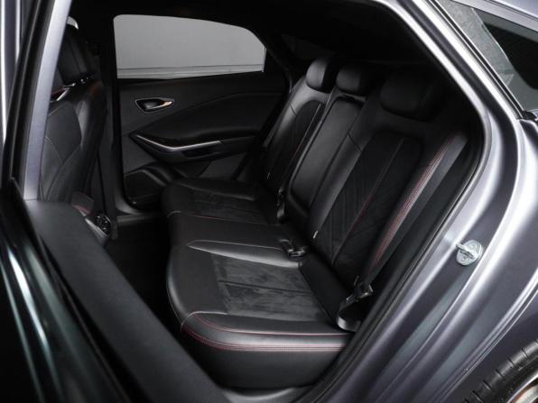 Hyundai Lafesta I Рестайлинг с пробегом 2023 года, цена 2 799 000 рублей, 34465 км, седан, Автокод Объявления