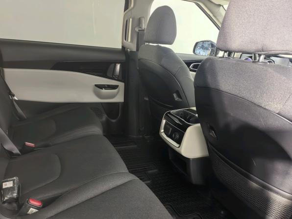 Kia Carnival IV с пробегом 2021 года, цена 3 800 000 рублей, 62000 км, минивэн, Автокод Объявления