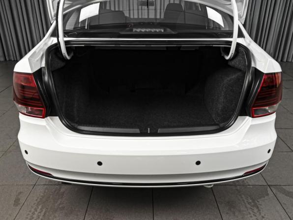 Volkswagen Polo V Рестайлинг с пробегом 2018 года, цена 1 148 000 рублей, 86630 км, седан, Автокод Объявления