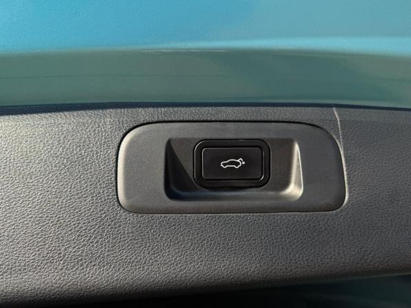 Geely Coolray I Рестайлинг с пробегом 2023 года, цена 1 900 000 рублей, 63474 км, внедорожник, Автокод Объявления