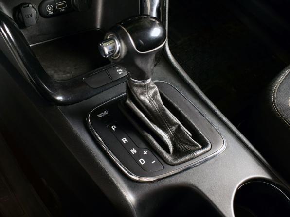 Kia Ceed II Рестайлинг с пробегом 2018 года, цена 1 275 995 рублей, 209882 км, хэтчбек, Автокод Объявления