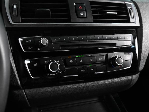 BMW 1 серии II (F20/F21) Рестайлинг 2 с пробегом 2017 года, цена 1 899 000 рублей, 170289 км, хэтчбек, Автокод Объявления