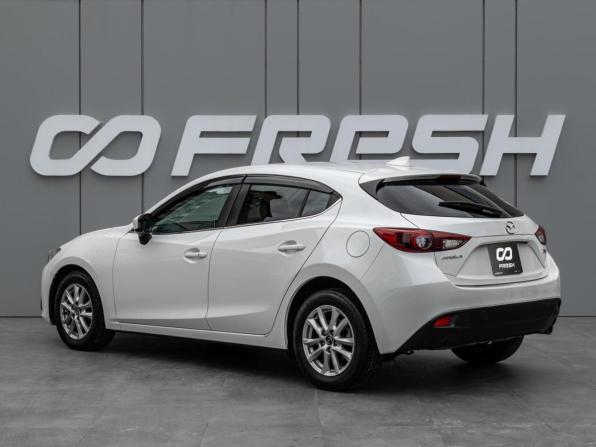 Mazda Axela III Рестайлинг с пробегом 2016 года, цена 1 400 000 рублей, 62328 км, хэтчбек, Автокод Объявления