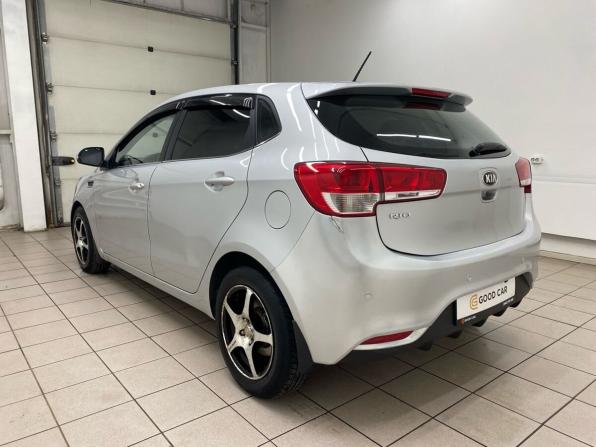 Kia Rio III Рестайлинг с пробегом 2015 года, цена 1 135 000 рублей, 97072 км, хэтчбек, Автокод Объявления