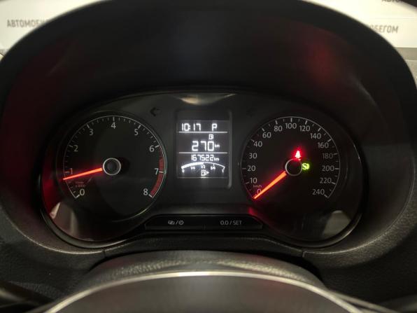 Volkswagen Polo V Рестайлинг с пробегом 2016 года, цена 949 000 рублей, 167000 км, седан, Автокод Объявления