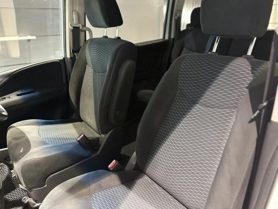 Nissan Serena IV (C26) Новосибирск  - изображение 17